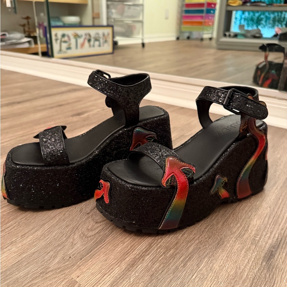 Colorful Platform Sandals - Picture 3 of 10